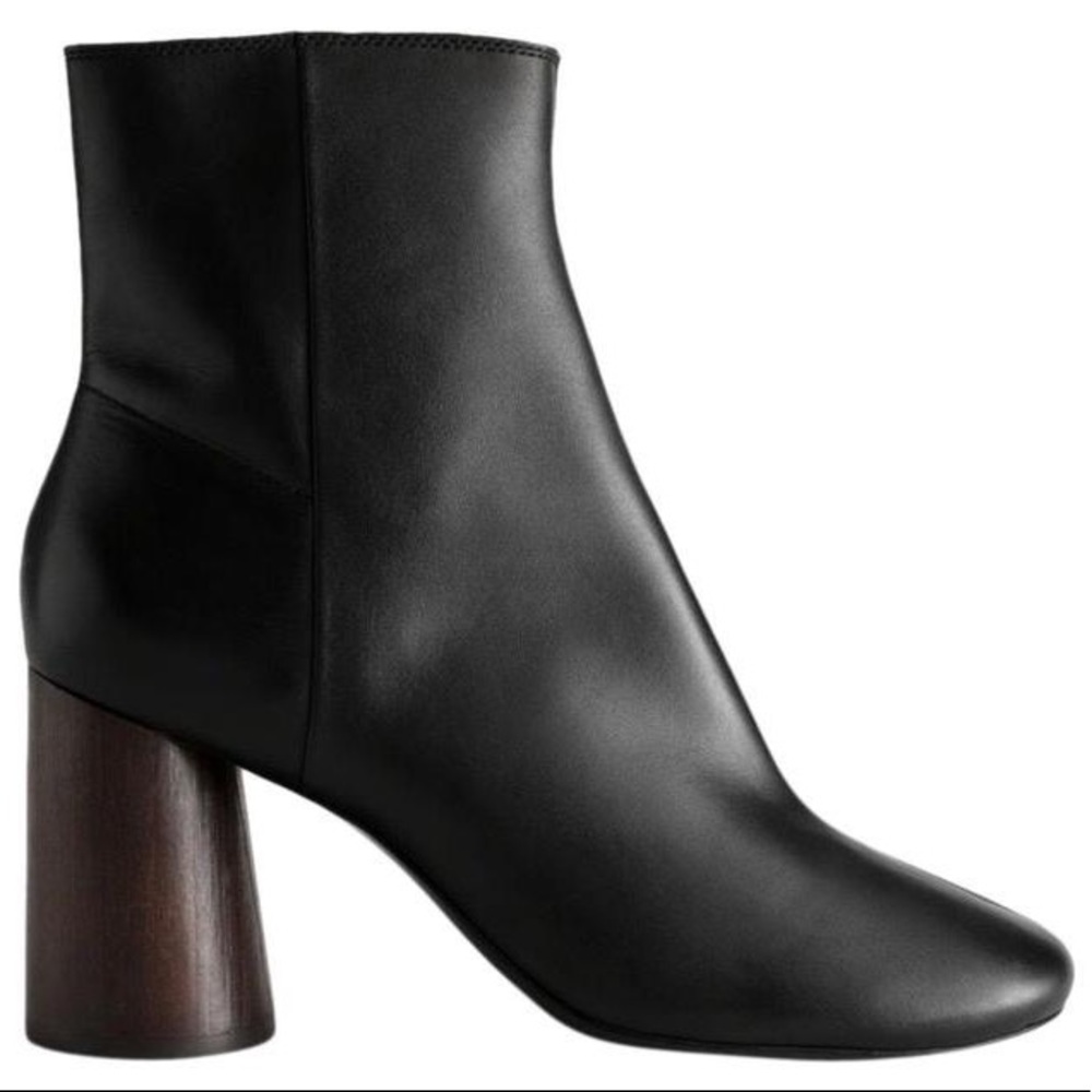 & Other Stories Genuine smooth leather ankle boots with an almond-shaped toe